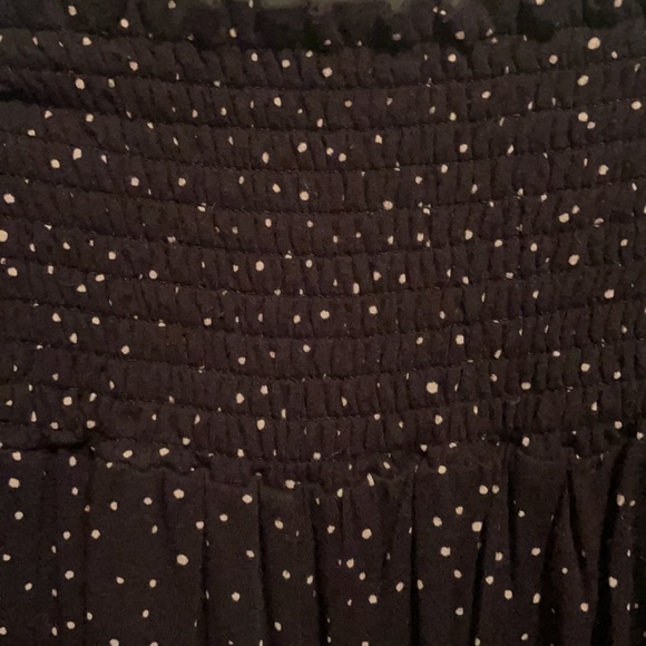🔥3 for $15🔥 H&M dot pattern skirt | XS - Picture 3 of 3